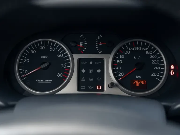 2004 Renault Clio 2nd Gen - Image 13 of 31