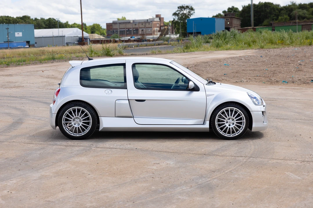 2004 Renault Clio 2nd Gen - Image 13 of 31