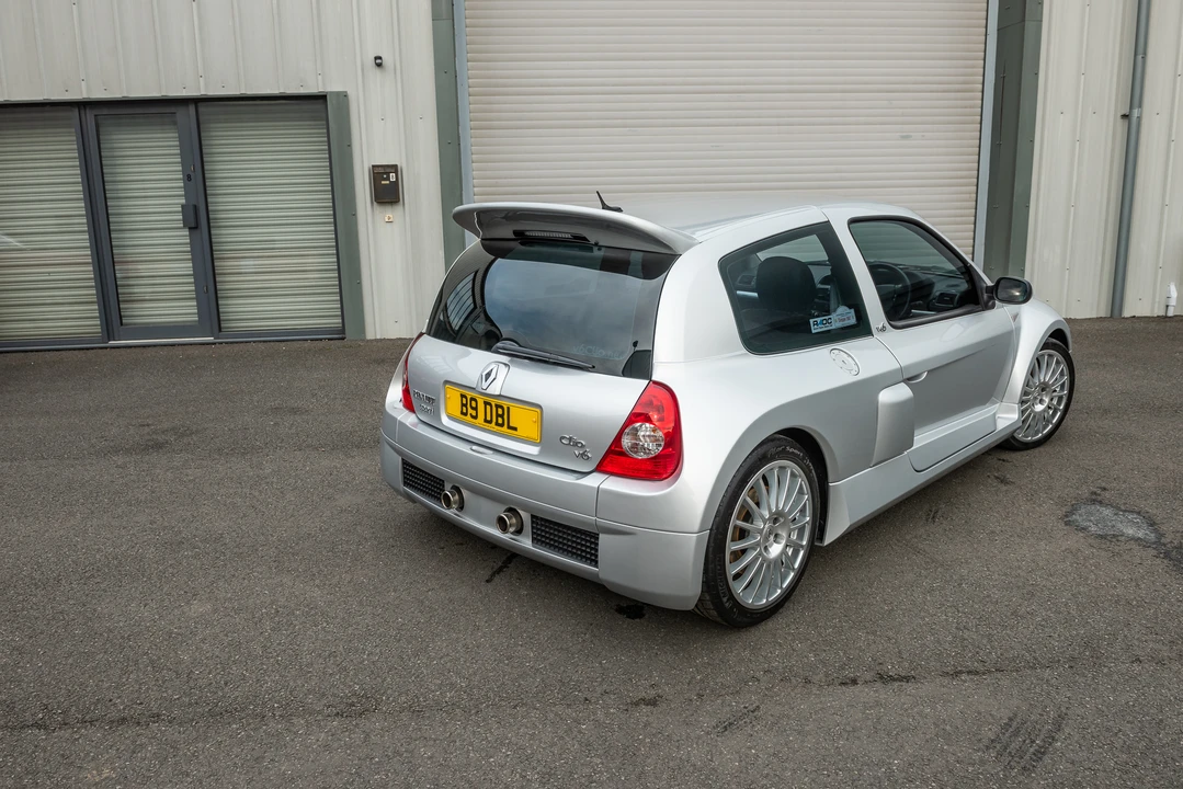 2004 Renault Clio 2nd Gen - Image 13 of 31