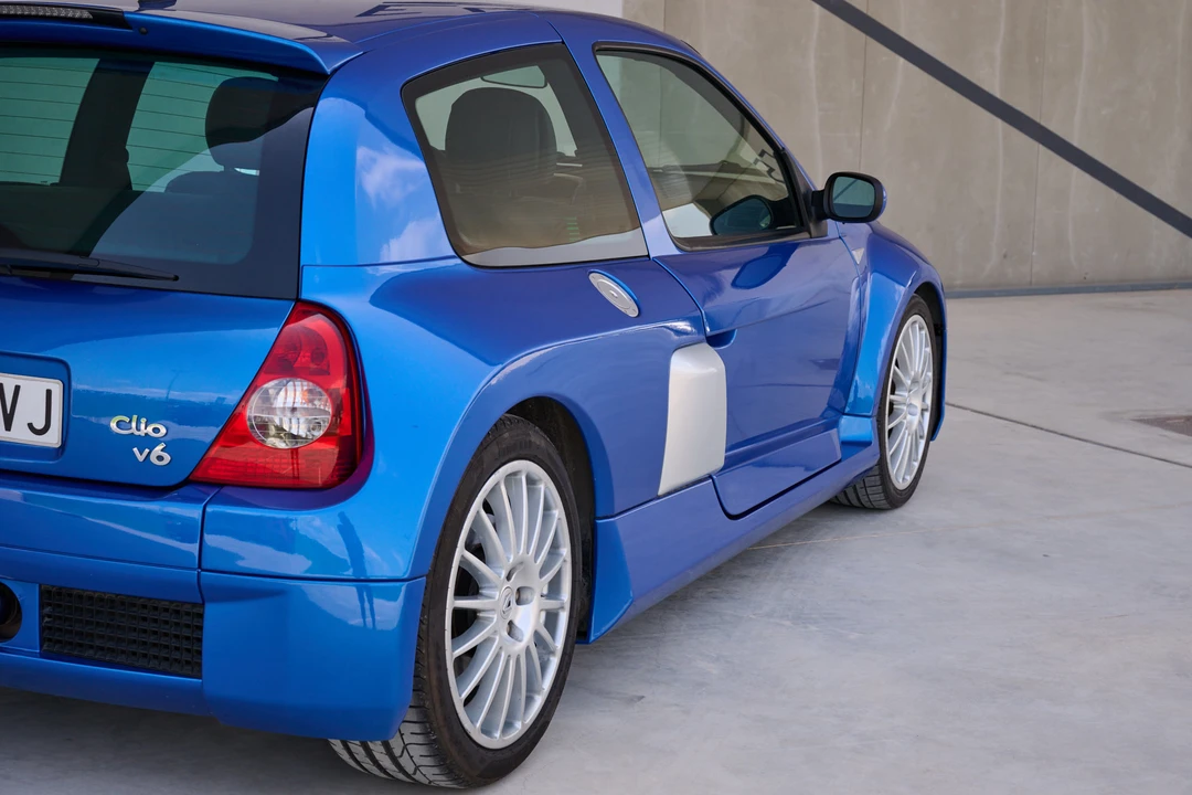 2004 Renault Clio 2nd Gen - Image 18 of 31