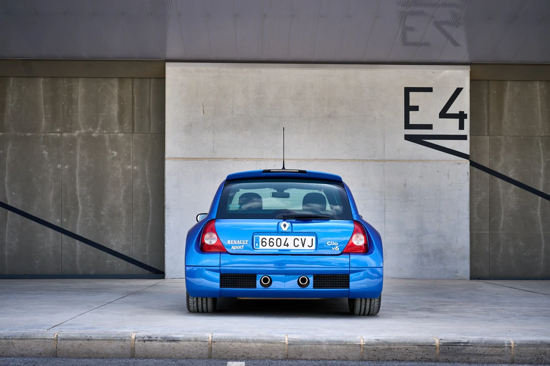 2004 Renault Clio 2nd Gen - Image 6 of 31