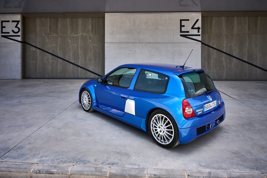 2004 Renault Clio 2nd Gen - Image 5 of 31