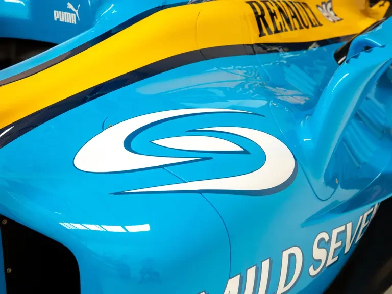 2004 Renault - Image 25 of 31