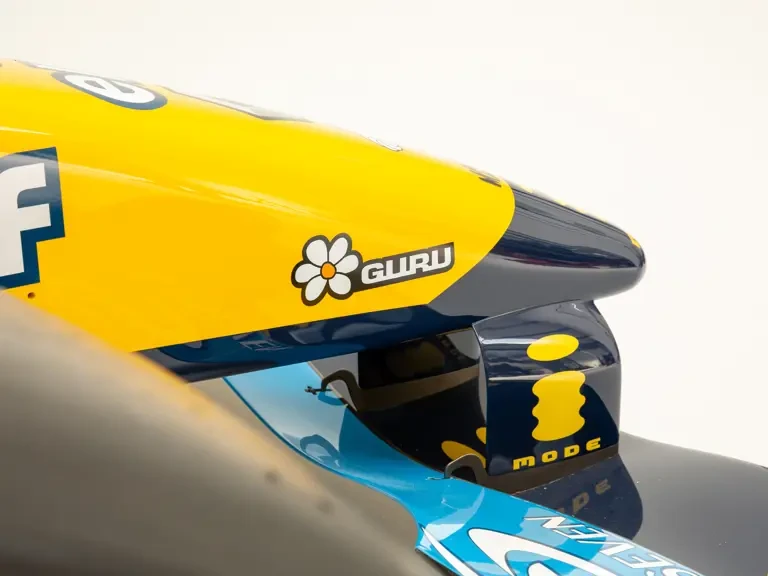 2004 Renault - Image 24 of 31