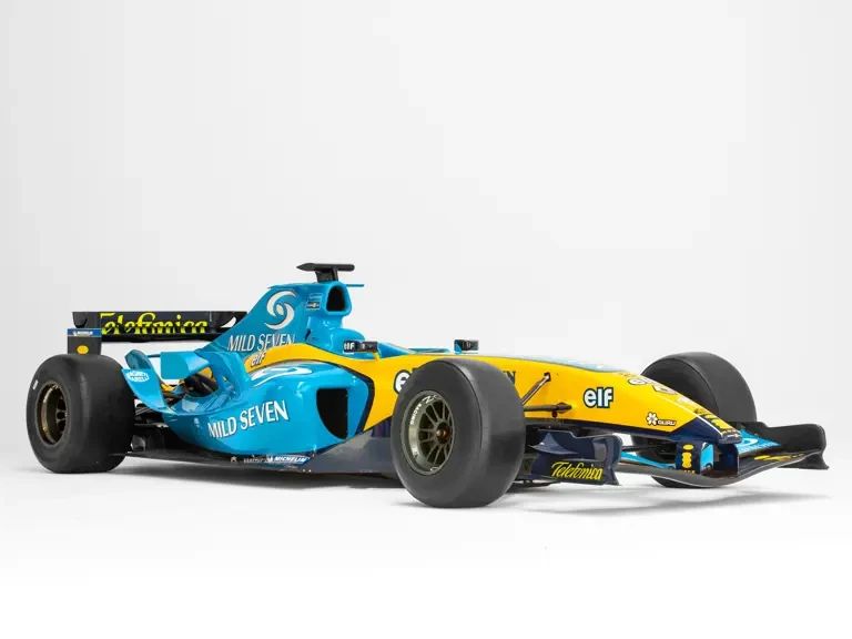 2004 Renault - Image 2 of 31