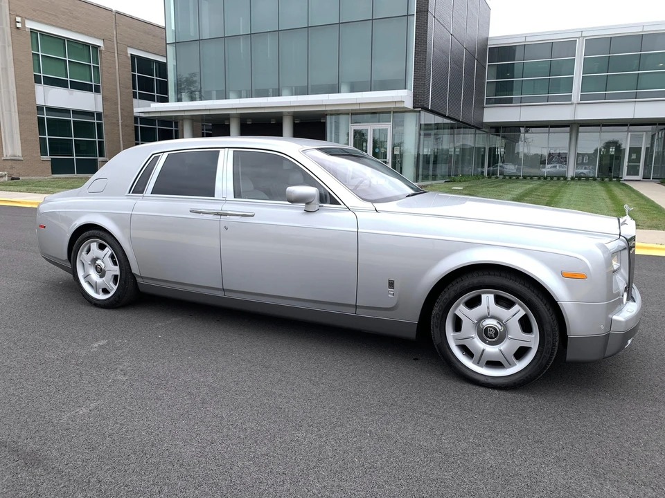 2004 Rolls-Royce Phantom VII - Image 5 of 31