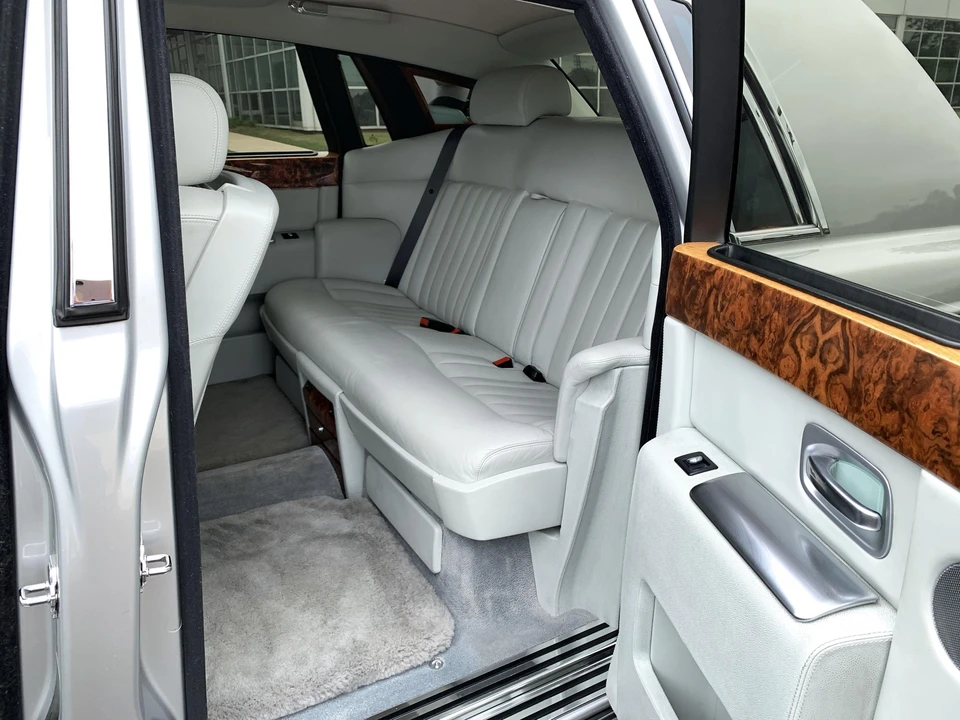 2004 Rolls-Royce Phantom VII - Image 18 of 31