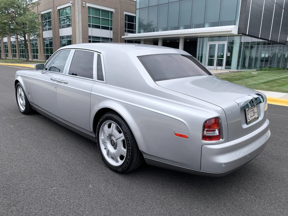 2004 Rolls-Royce Phantom VII - Image 11 of 31
