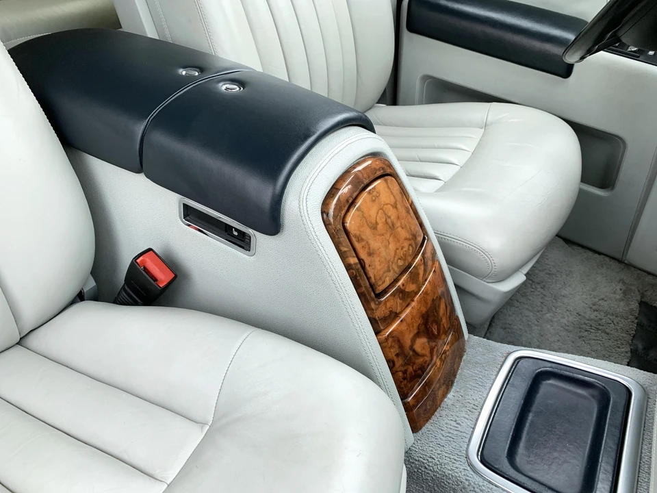 2004 Rolls-Royce Phantom VII - Image 26 of 31