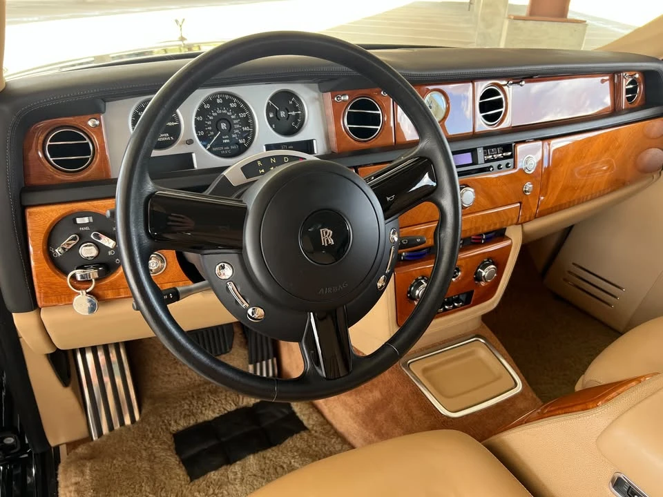 2004 Rolls-Royce Phantom VII - Image 11 of 20