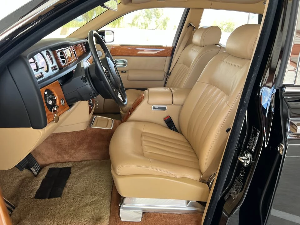 2004 Rolls-Royce Phantom VII - Image 9 of 20