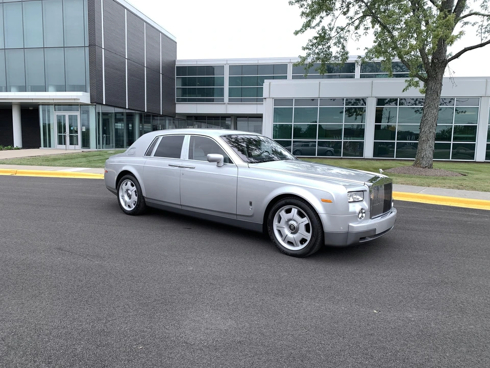 2004 Rolls-Royce Phantom VII - Image 30 of 31
