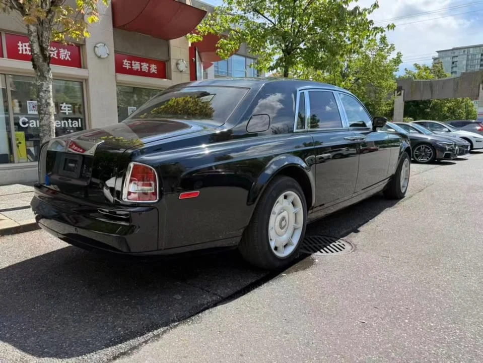 2004 Rolls-Royce Phantom VII - Image 5 of 16