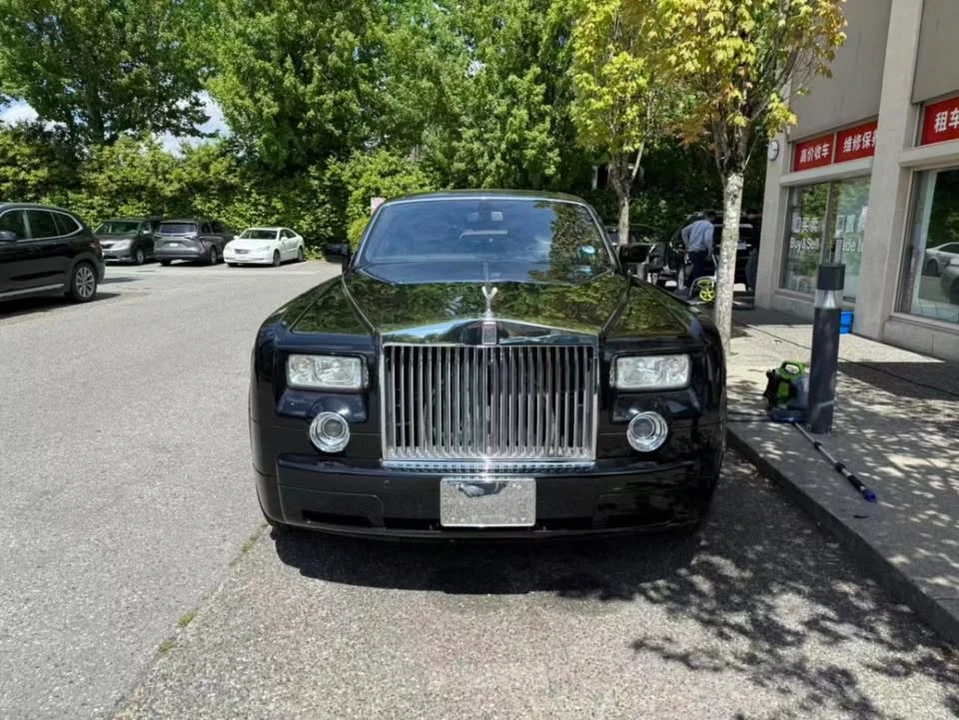 2004 Rolls-Royce Phantom VII - Image 2 of 16
