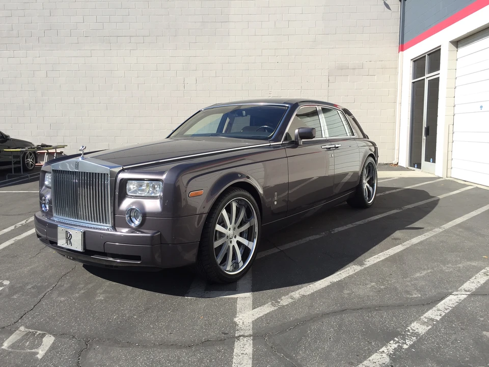 2004 Rolls-Royce Phantom VII - Image 4 of 10
