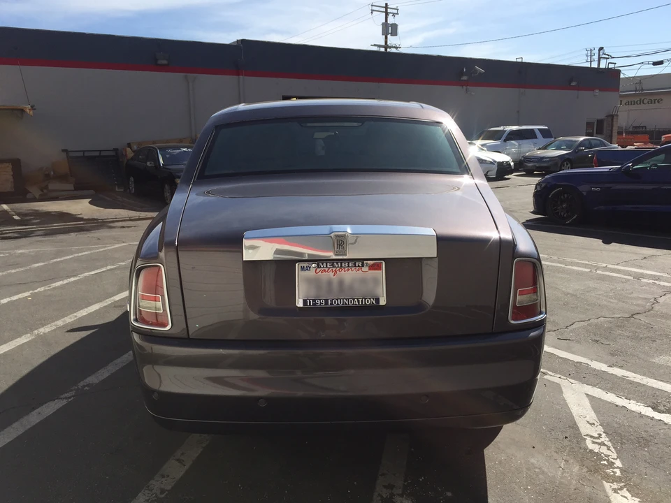 2004 Rolls-Royce Phantom VII - Image 9 of 10