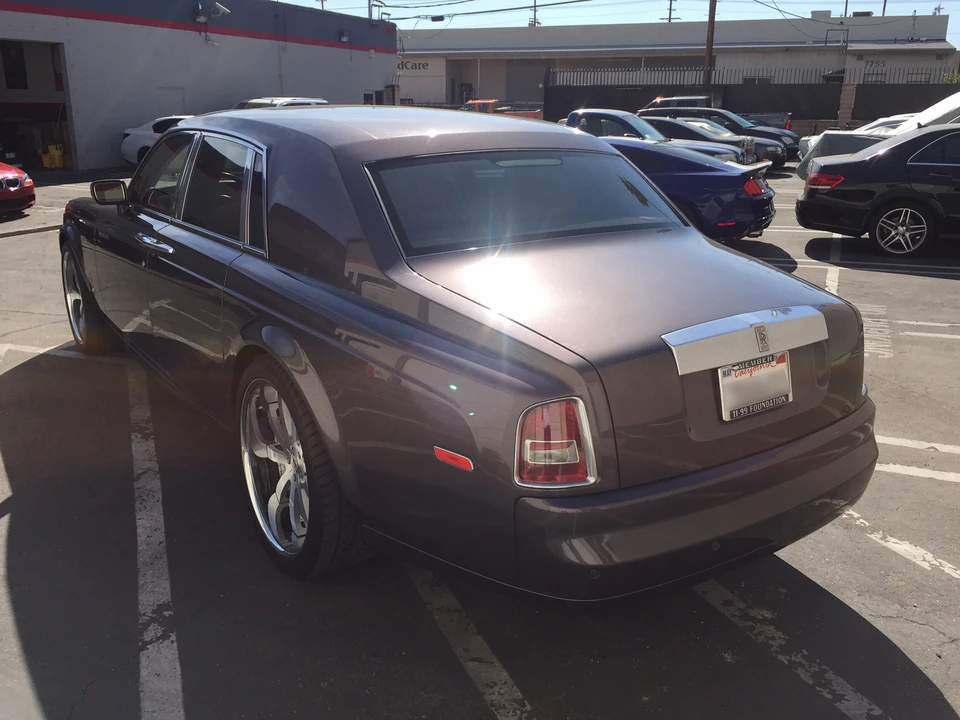 2004 Rolls-Royce Phantom VII - Image 6 of 10