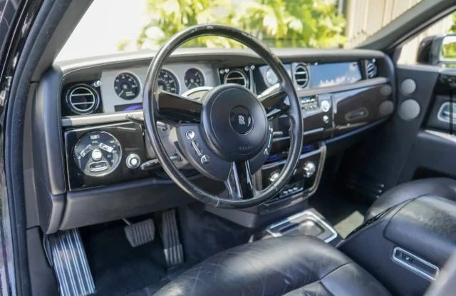 2004 Rolls-Royce Phantom VII - Image 2 of 12