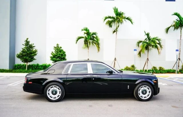 2004 Rolls-Royce Phantom VII - Image 11 of 12