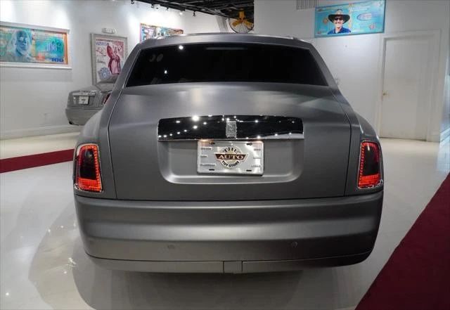 2004 Rolls-Royce Phantom VII - Image 10 of 12
