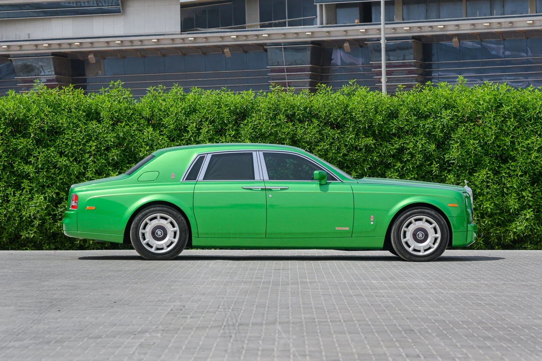 2004 Rolls-Royce Phantom VII - Image 14 of 31