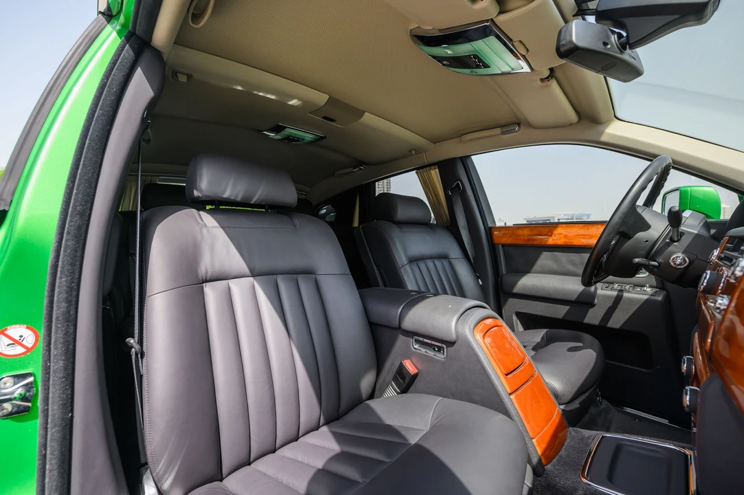 2004 Rolls-Royce Phantom VII - Image 31 of 31