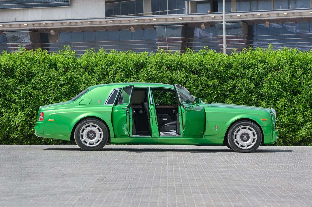 2004 Rolls-Royce Phantom VII - Image 20 of 31