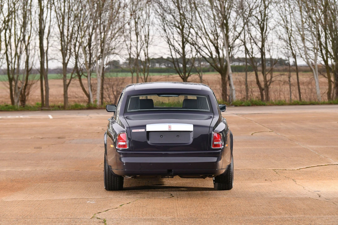 2004 Rolls-Royce Phantom VII - Image 8 of 31