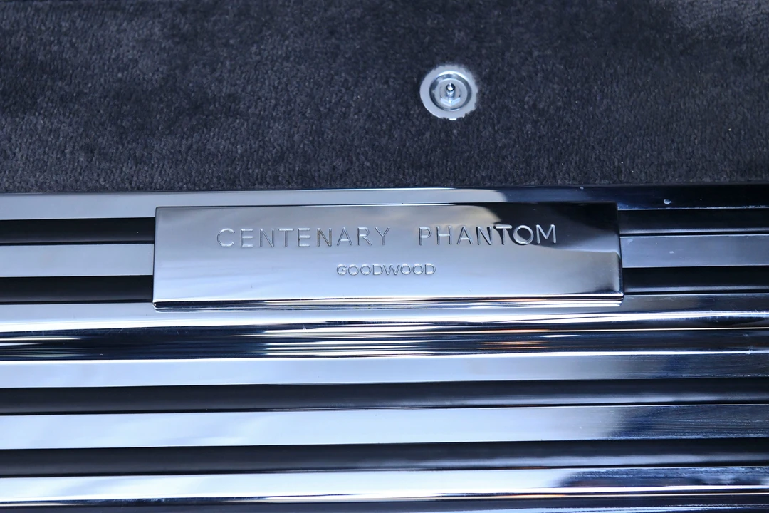 2004 Rolls-Royce Phantom VII - Image 30 of 31