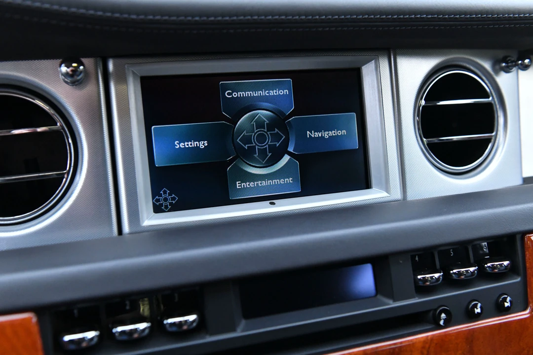 2004 Rolls-Royce Phantom VII - Image 13 of 31