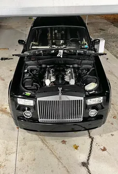 2004 Rolls-Royce Phantom Extended Sedan 4D