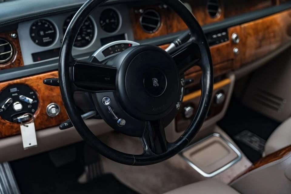 2004 Rolls-Royce Phantom VII - Image 18 of 20