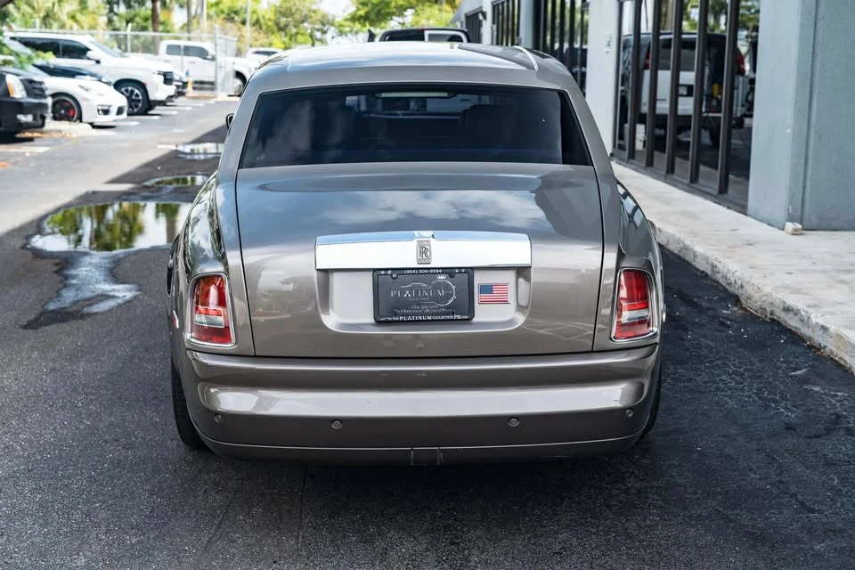 2004 Rolls-Royce Phantom VII - Image 11 of 20