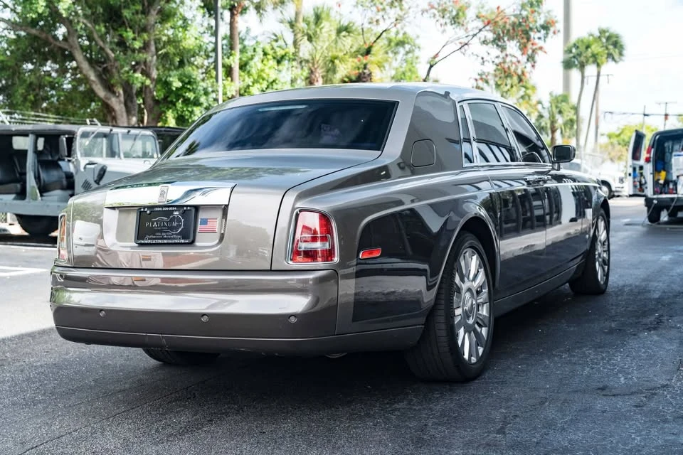 2004 Rolls-Royce Phantom VII - Image 12 of 20