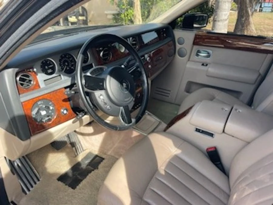 2004 Rolls-Royce Phantom VII - Image 6 of 8