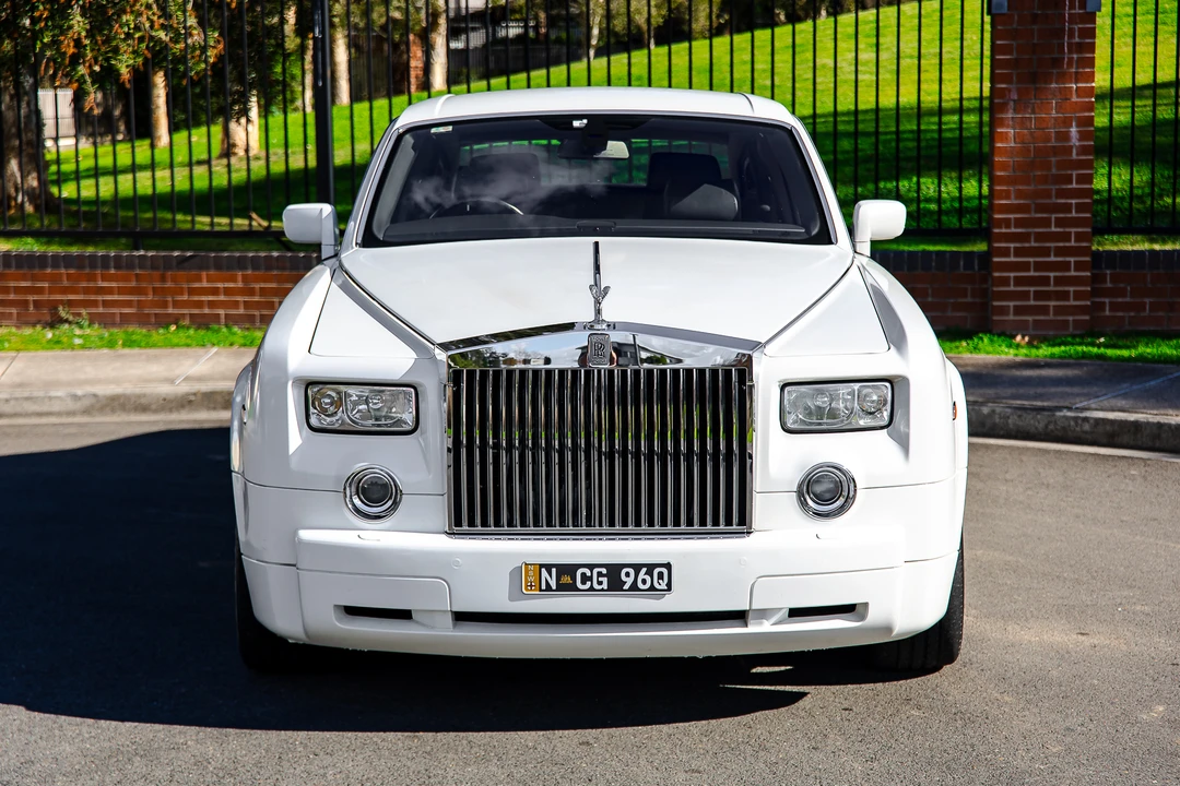 2004 Rolls-Royce Phantom VII - Image 10 of 31