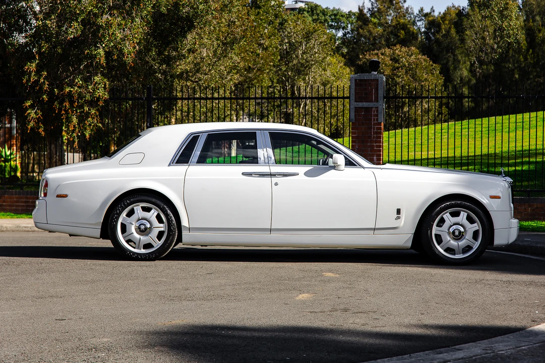 2004 Rolls-Royce Phantom VII - Image 16 of 31