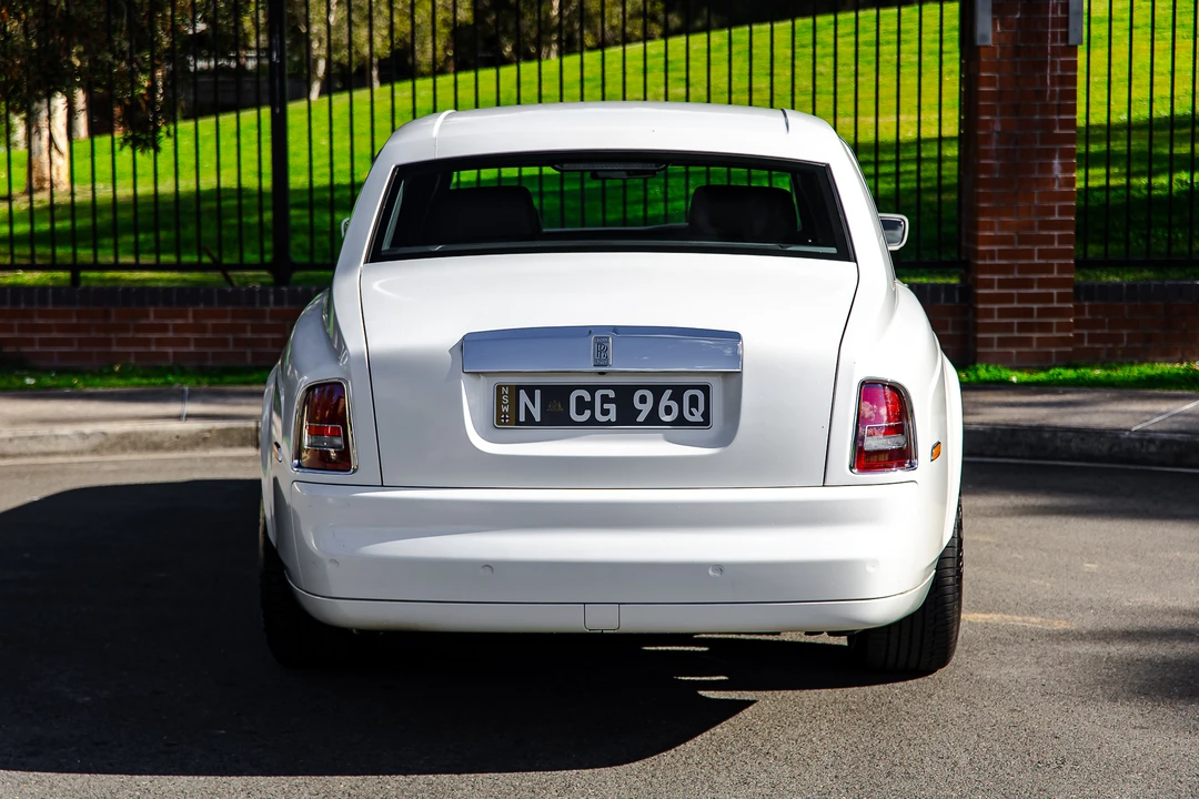2004 Rolls-Royce Phantom VII - Image 14 of 31