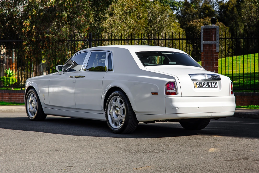2004 Rolls-Royce Phantom VII - Image 5 of 31