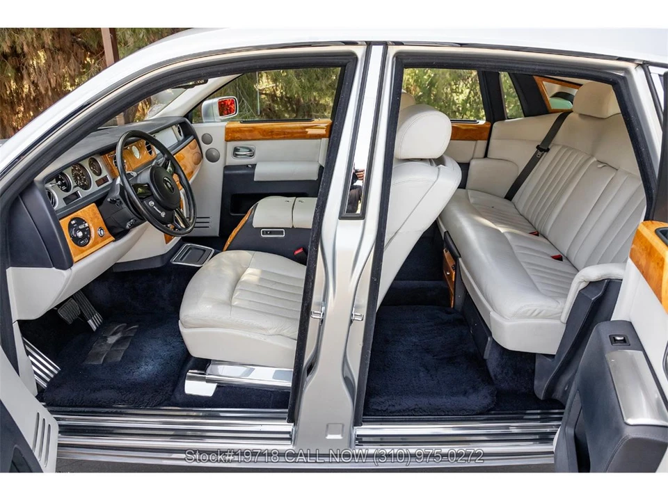 2004 Rolls-Royce Phantom VII - Image 30 of 31