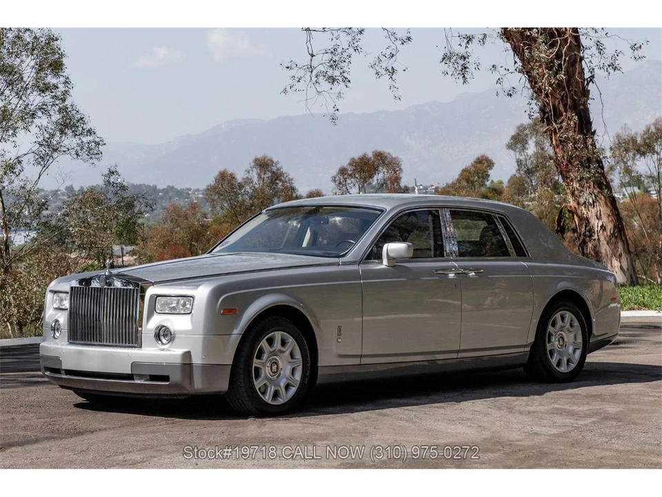 2004 Rolls-Royce Phantom VII - Image 13 of 31