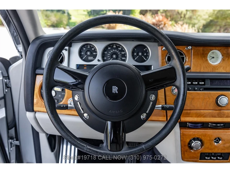2004 Rolls-Royce Phantom VII - Image 28 of 31