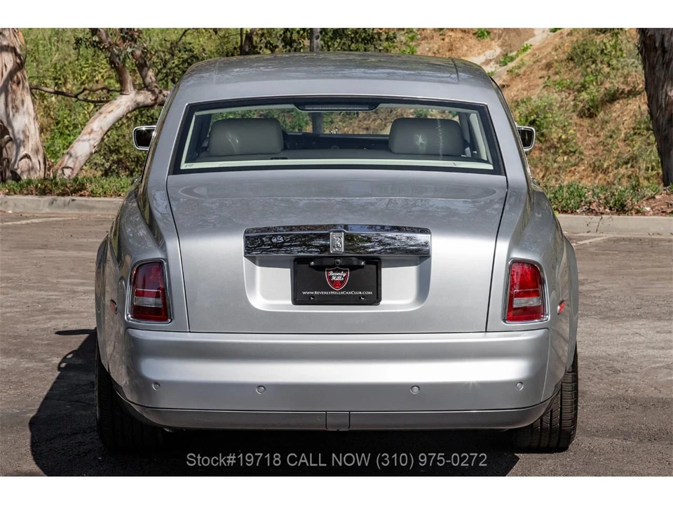 2004 Rolls-Royce Phantom VII - Image 10 of 31