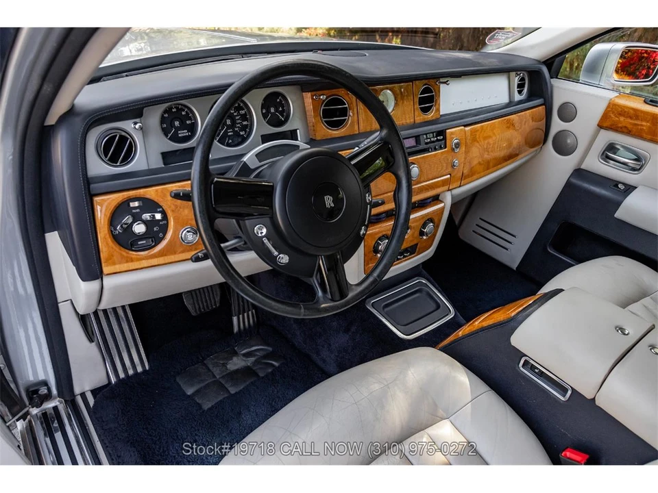 2004 Rolls-Royce Phantom VII - Image 26 of 31