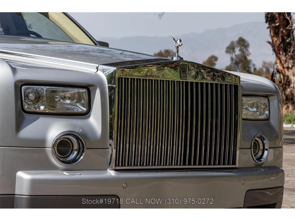 2004 Rolls-Royce Phantom VII - Image 2 of 31