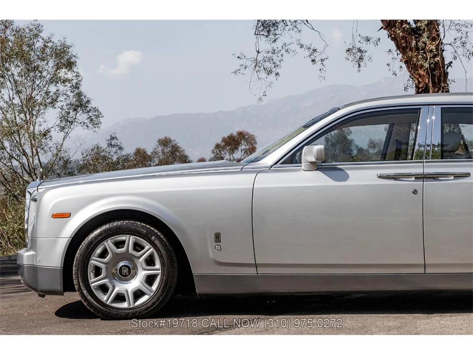 2004 Rolls-Royce Phantom VII - Image 20 of 31