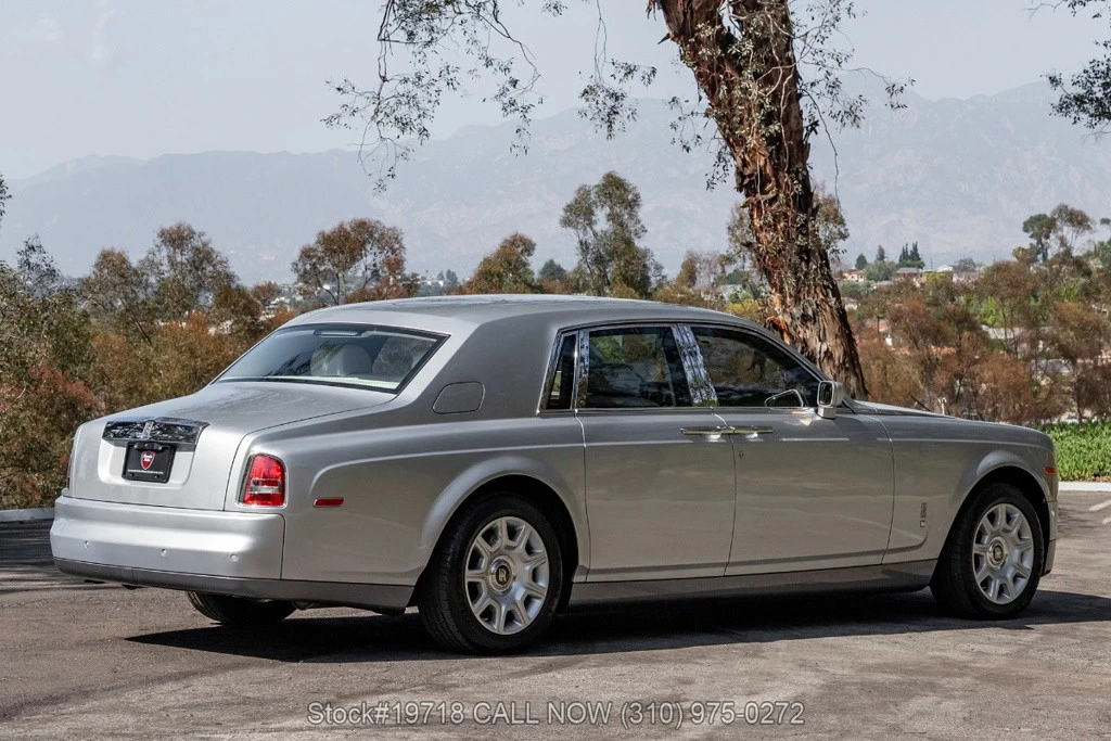 2004 Rolls-Royce Phantom VII - Image 8 of 24