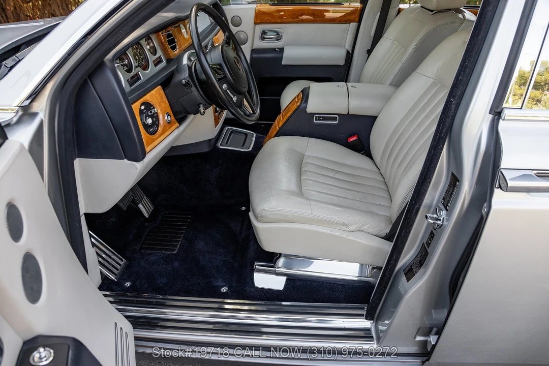 2004 Rolls-Royce Phantom VII - Image 26 of 31