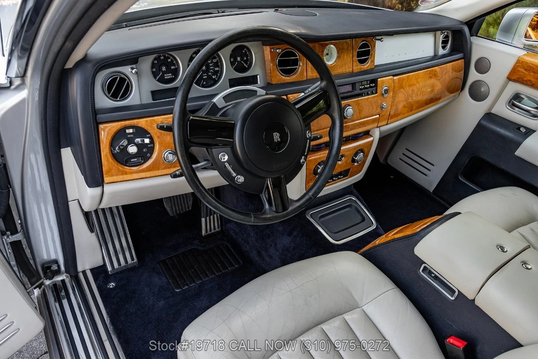 2004 Rolls-Royce Phantom VII - Image 29 of 31
