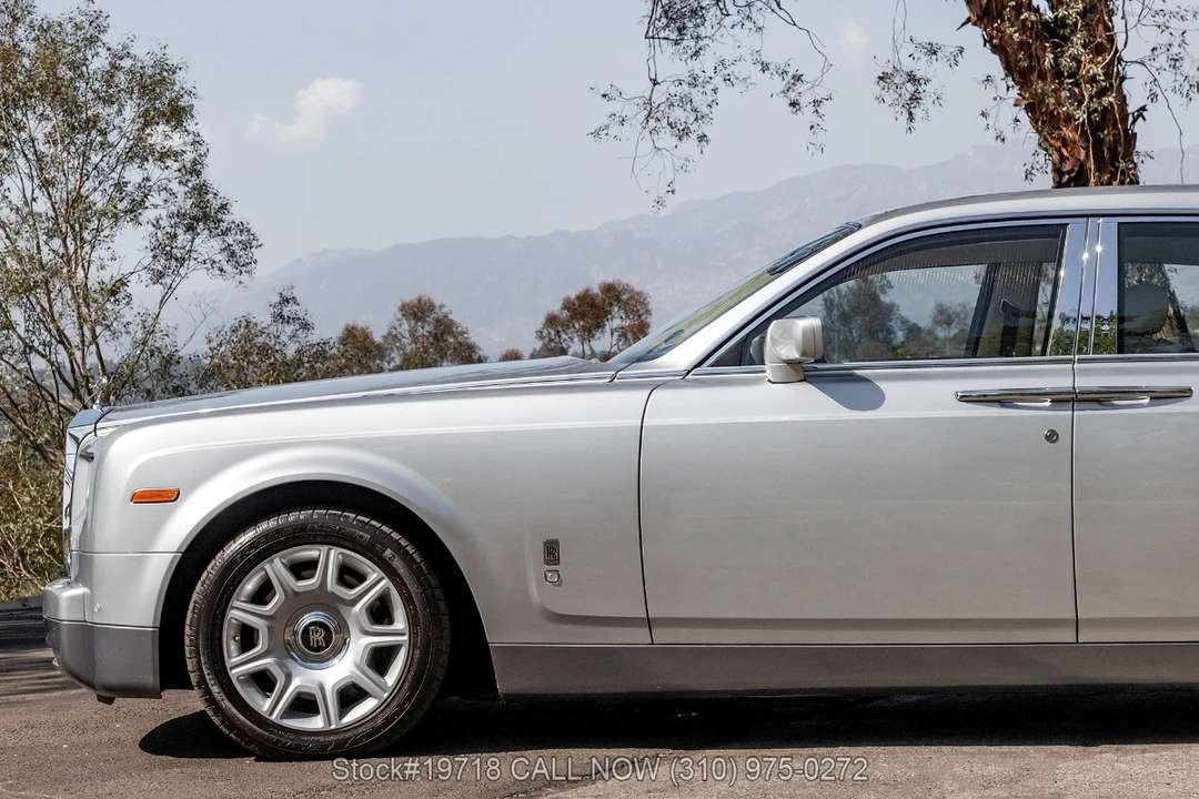 2004 Rolls-Royce Phantom VII - Image 22 of 31